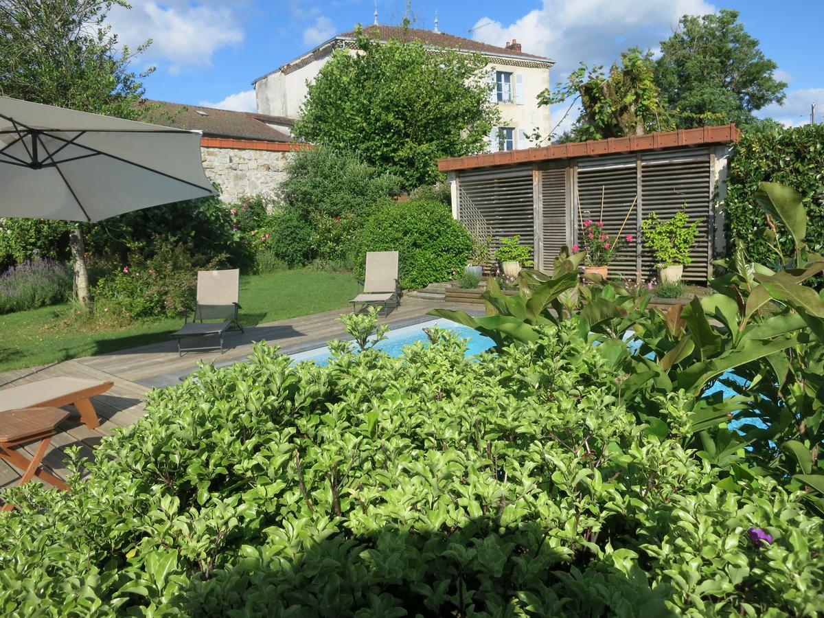 Les Jardins De Lily 호텔 Saint-Léonard-de-Noblat 외부 사진